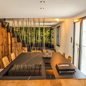  Appartement Casa Jungle ! Superb Duplex Apartment, Place Des Lices !